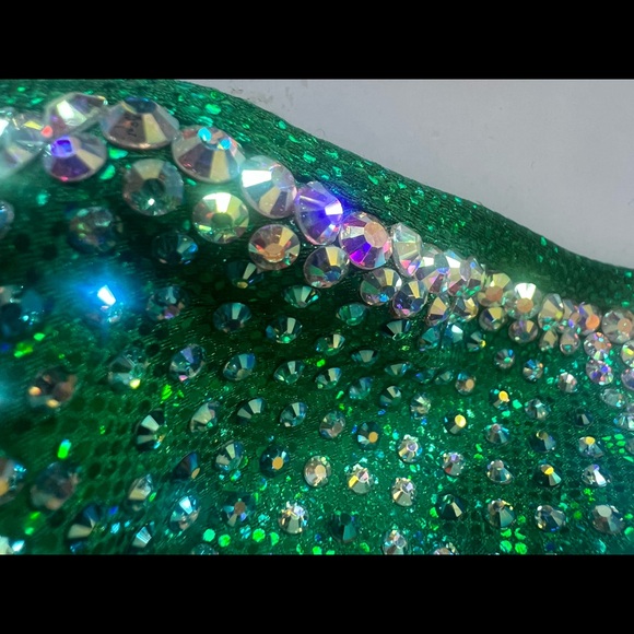 Competition bikini - Picture 3 of 10